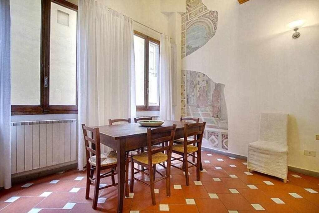 Panzani Rustico Vicino Santa Maria Novella Apartment ฟลอเรนซ์ ภายนอก รูปภาพ
