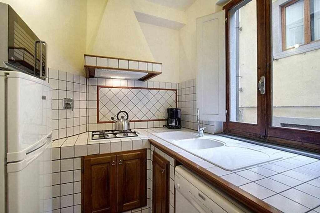 Panzani Rustico Vicino Santa Maria Novella Apartment ฟลอเรนซ์ ภายนอก รูปภาพ